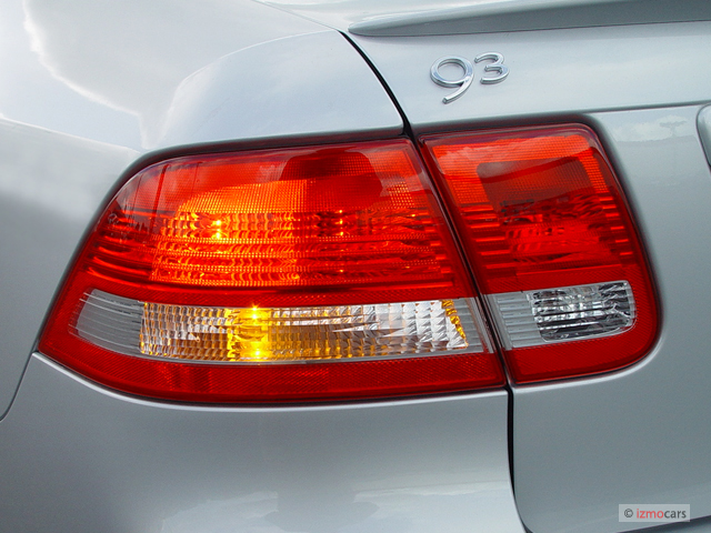 2005-saab-9-3-4-door-sport-sedan-aero-tail-light_100260247_m.jpg