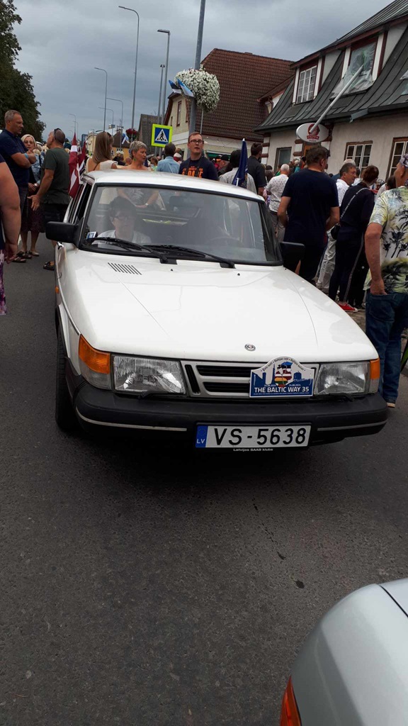 900lv.jpg