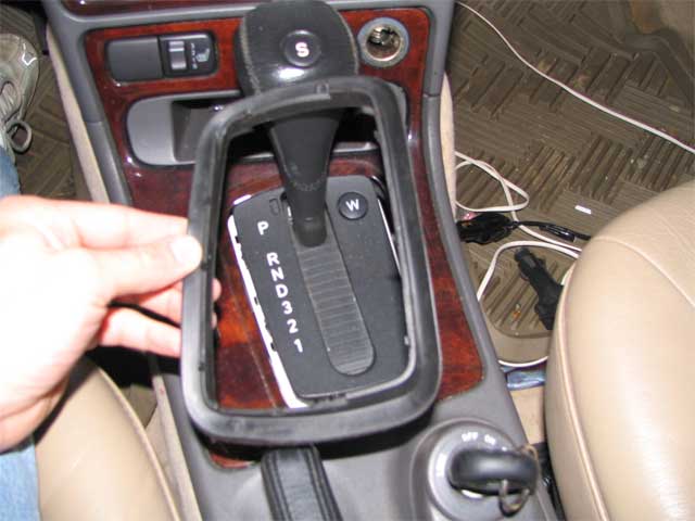 03-cconsole_shiftertrim_off.jpg