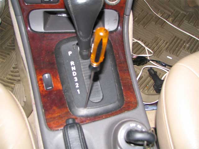 02-cconsole_shiftertrim.jpg