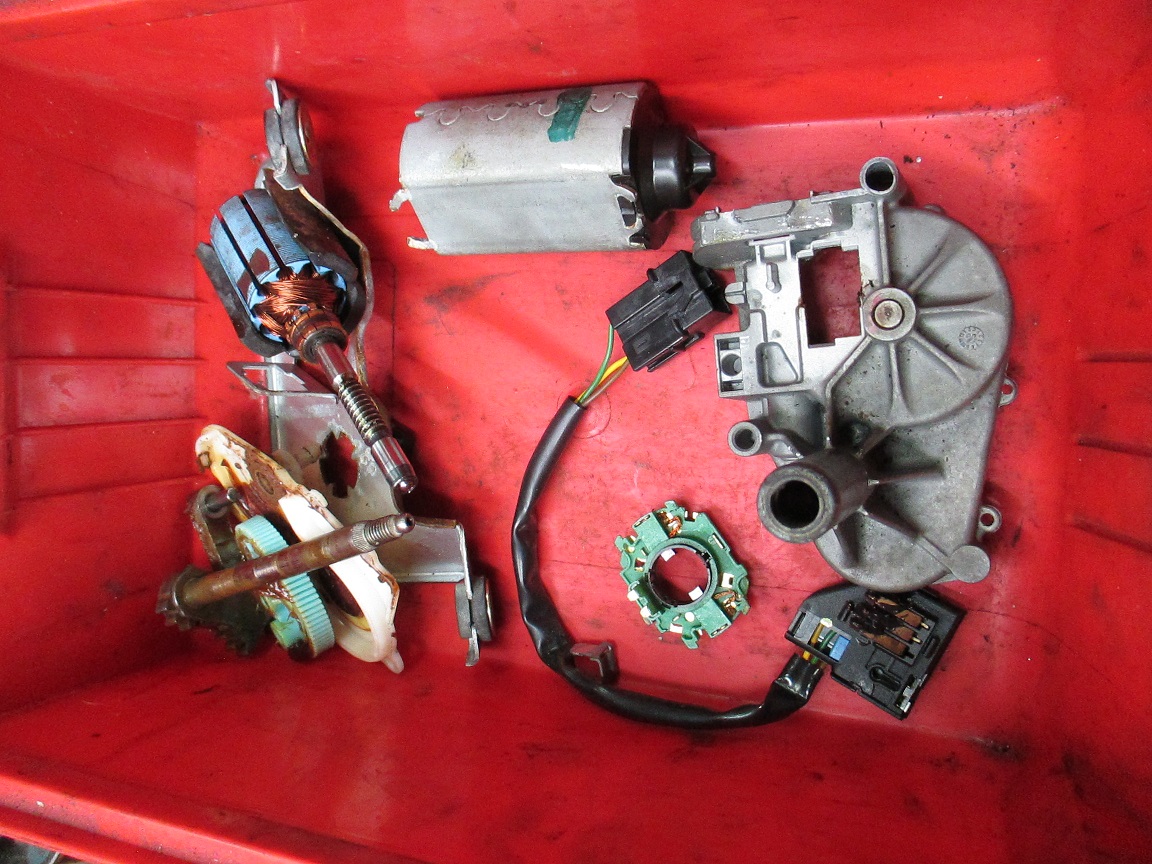 rear wiper 010.JPG